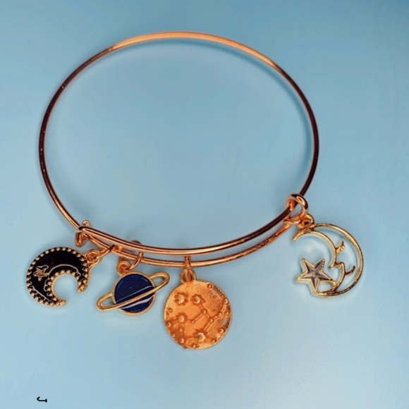 Beautiful silver space style bangle❗️ - Picture 1 of 4